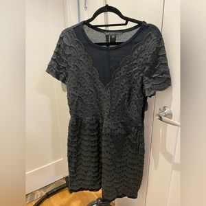 Marc By Marc Jacobs Navy cotton dress with grey ruffles size M